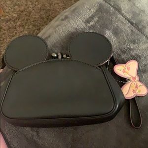 Disney x coach Minnie Mouse wristlet